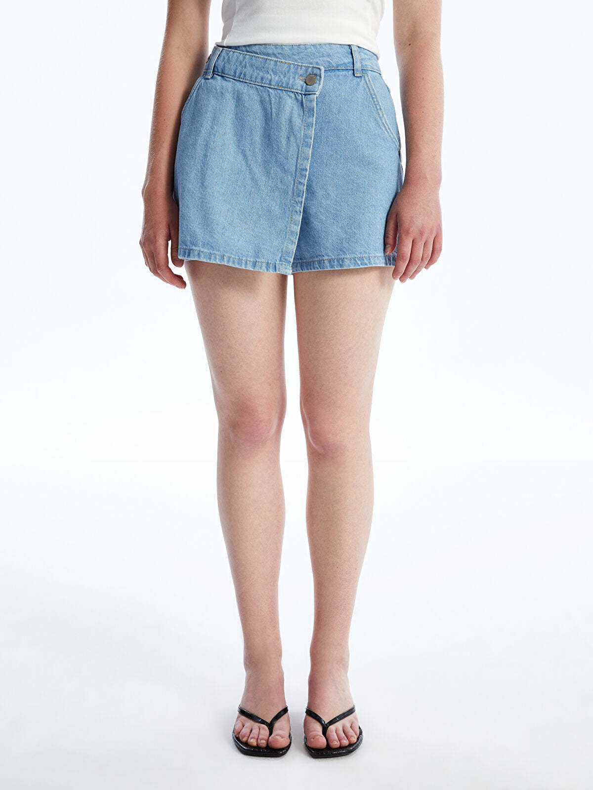 Standard Fit Women's Jeans Short Skirt