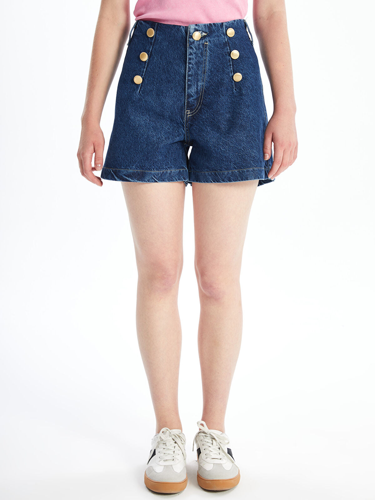 Standard Fit Women's Jeans Short