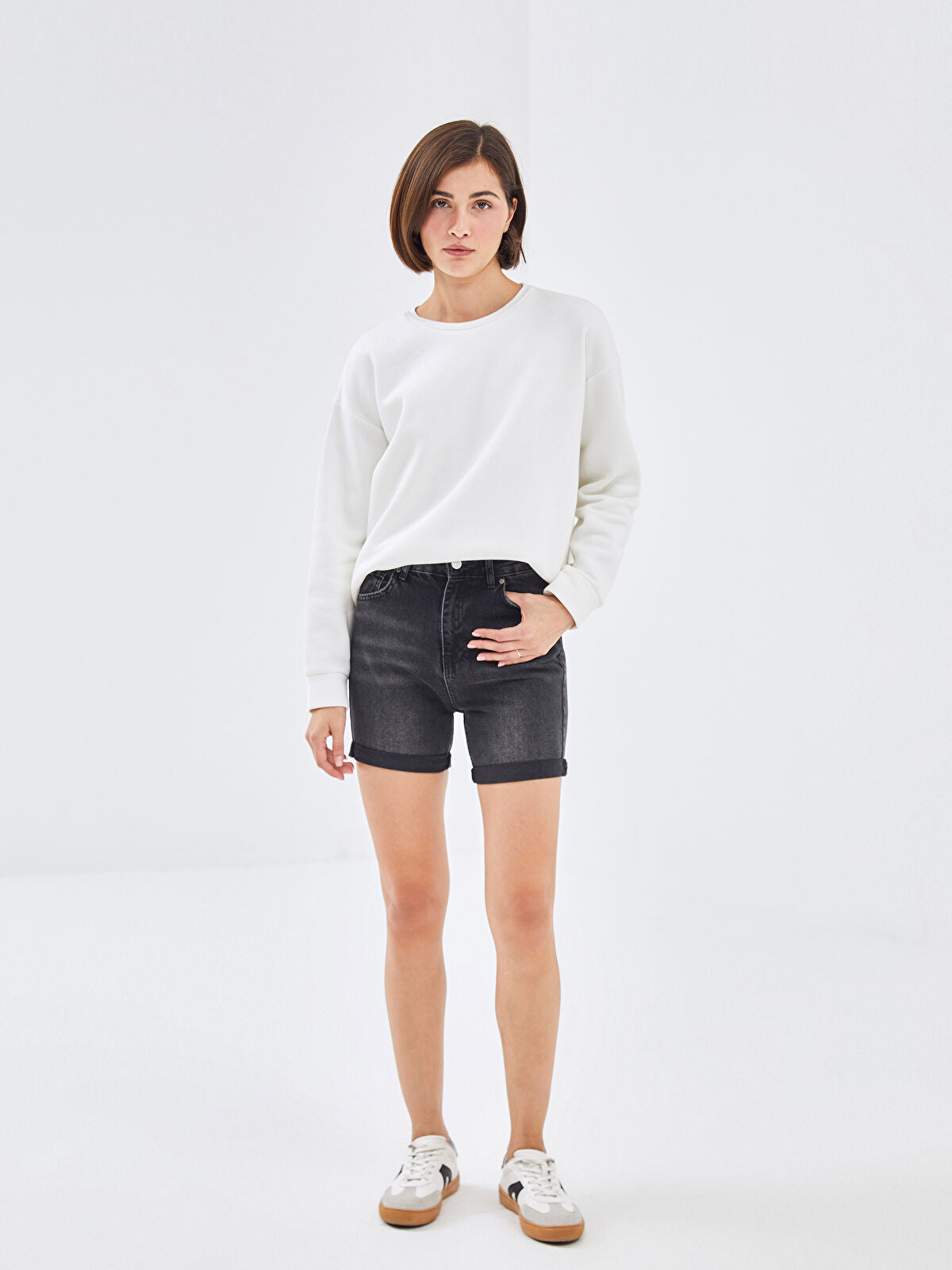 Mom Fit Women's Jeans Short