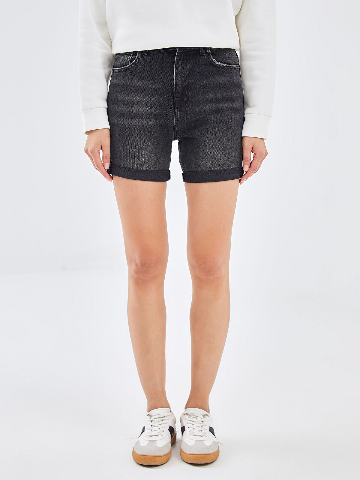 Mom Fit Women's Jeans Short