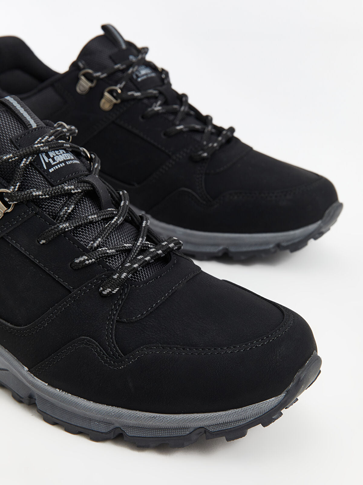 Men's Hiking Boots with Laces