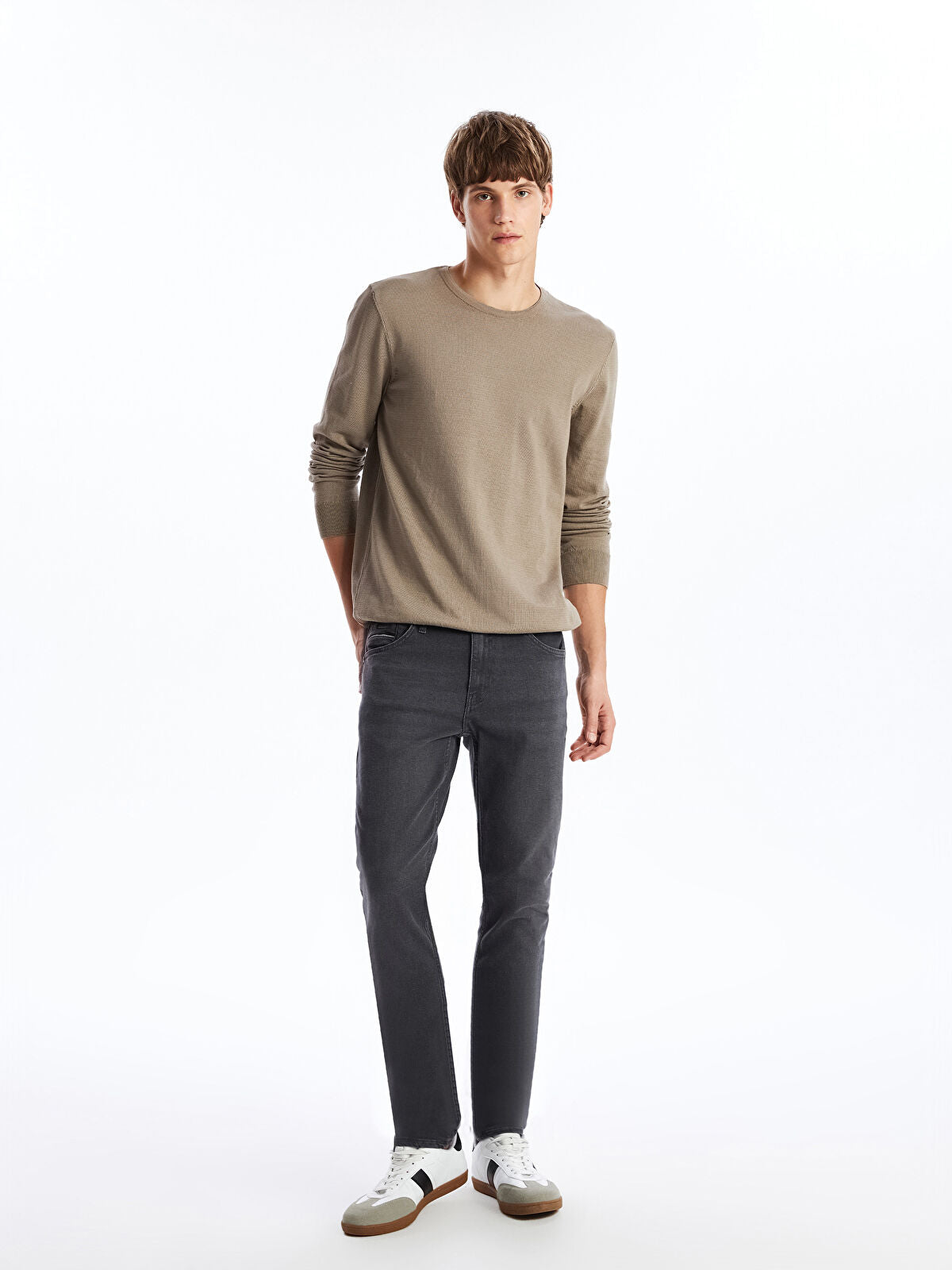 750 Slim Fit Men's Woven Jean Pantalon