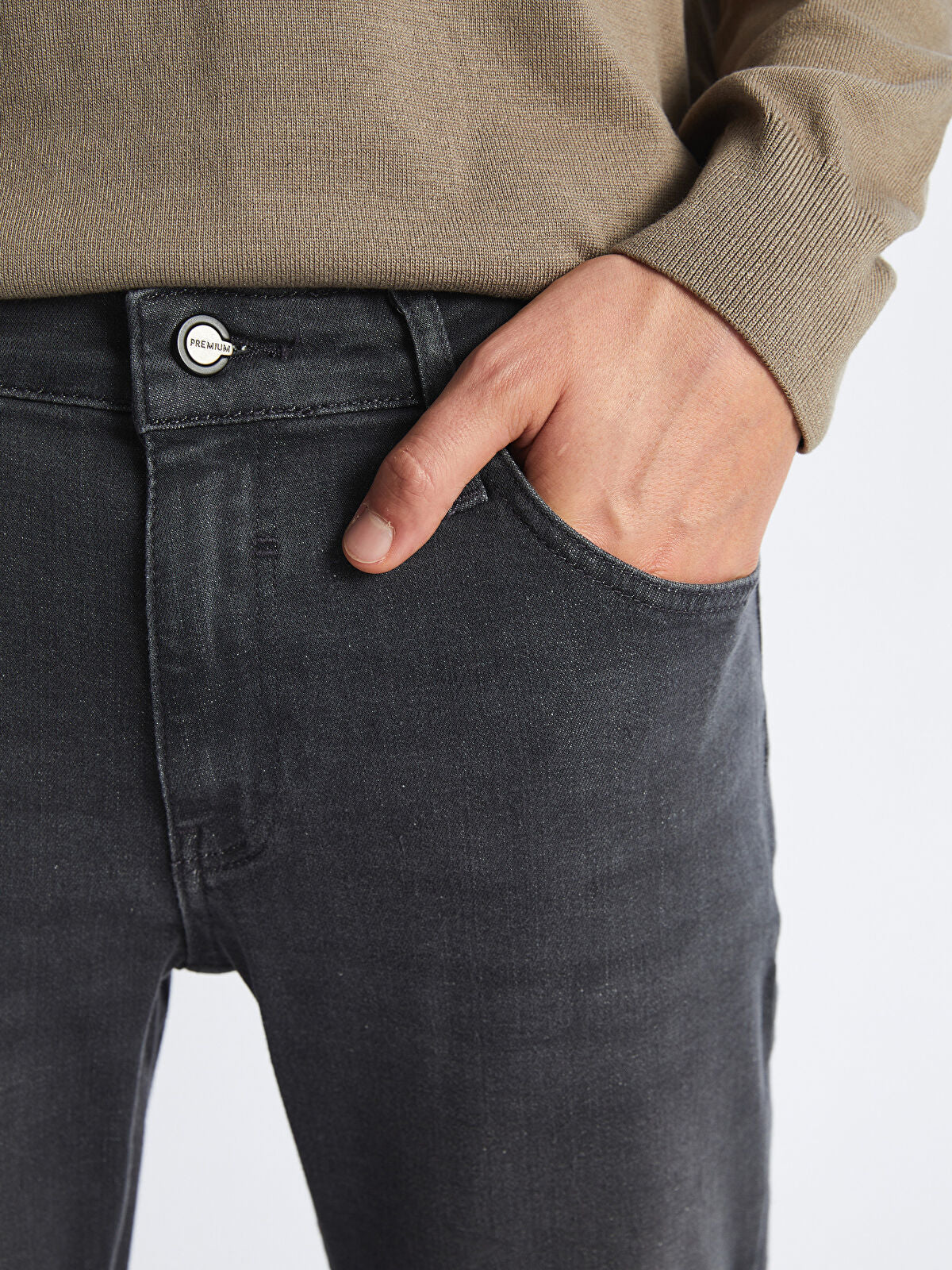 750 Slim Fit Men's Woven Jean Pantalon