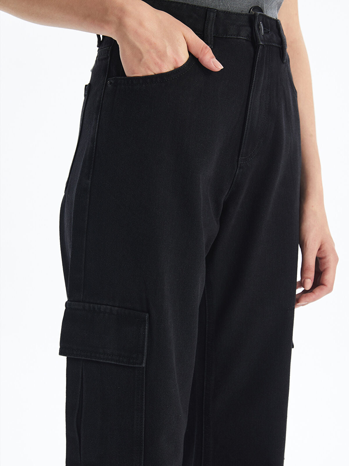 Wide-leg Women's Cargo Jean Pants