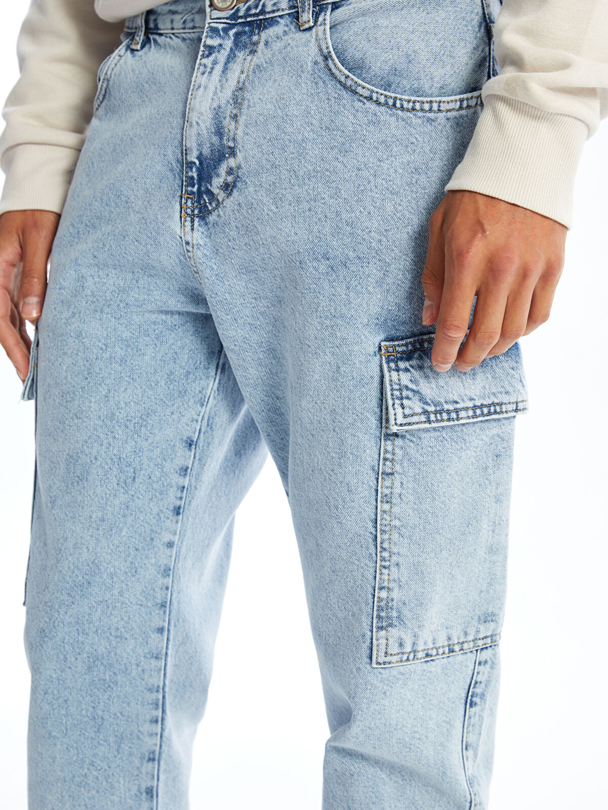 700 Straight Fit Men's Cargo Jeans Pants