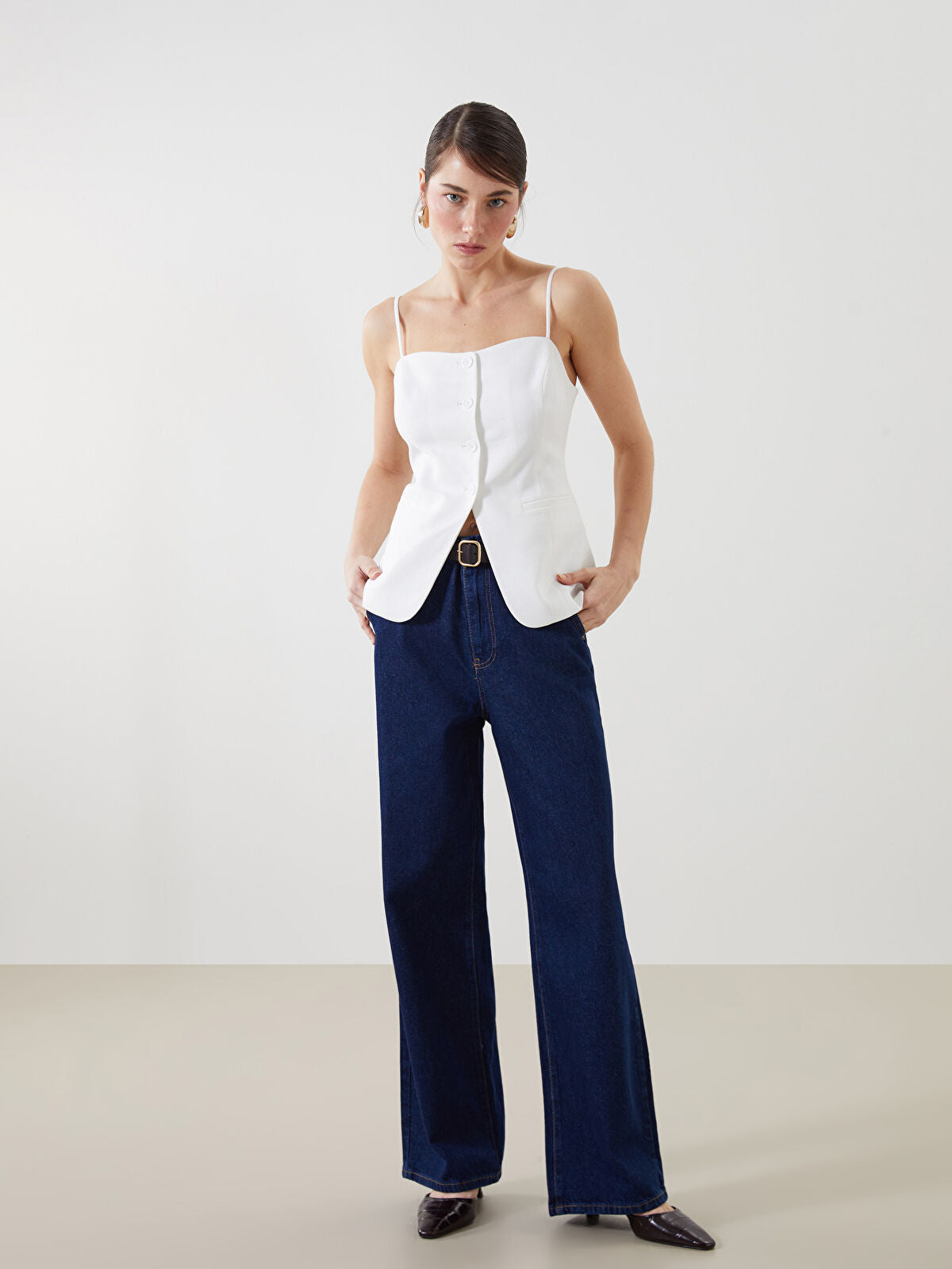 Women’s Belted Wide Leg Jean Pants