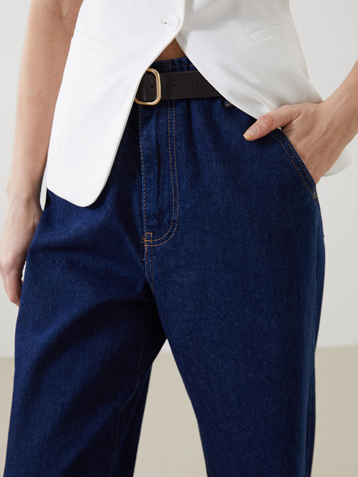 Women’s Belted Wide Leg Jean Pants