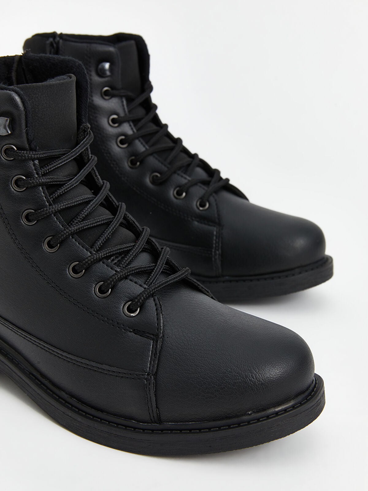 Leather-Look Men's Boot