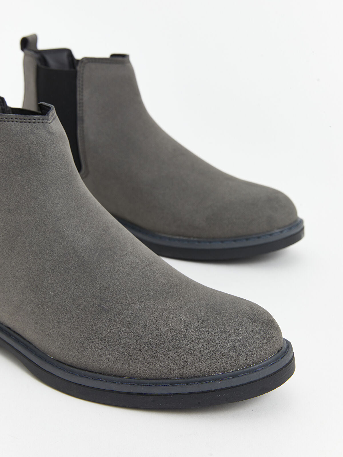 Sheer Appearance Men's Chelsea Boot