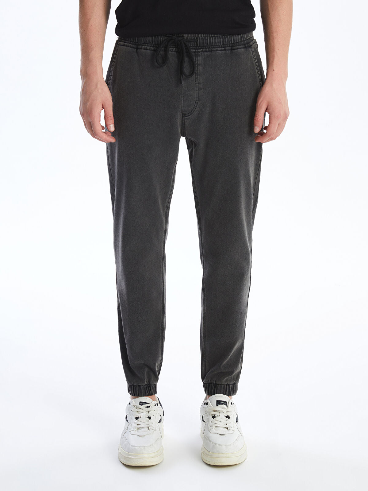 LCW Jeans Black 780 Jogger Men's Jean Pantalon Size with Special Offers, Installments and Cash on Delivery at LCW! Shop online now and have it delivered to your door! - W5BC35Z8-326