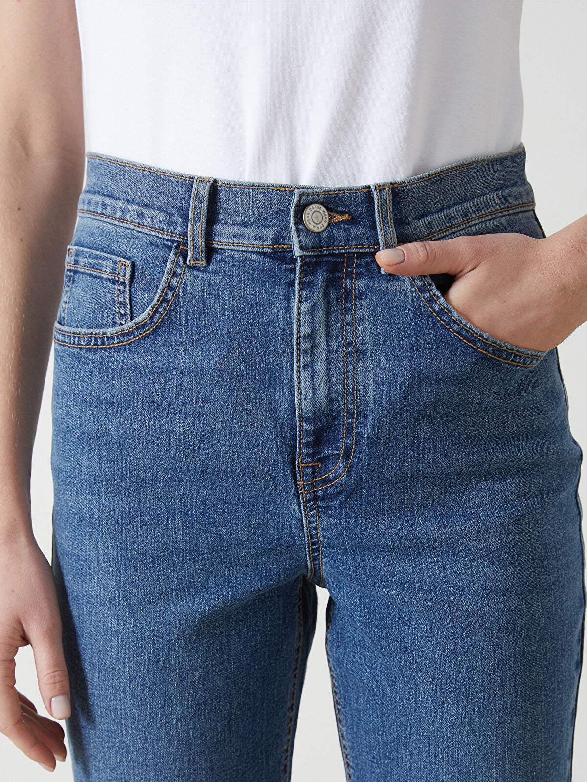 Mom Fit Women's Jeans Pants
