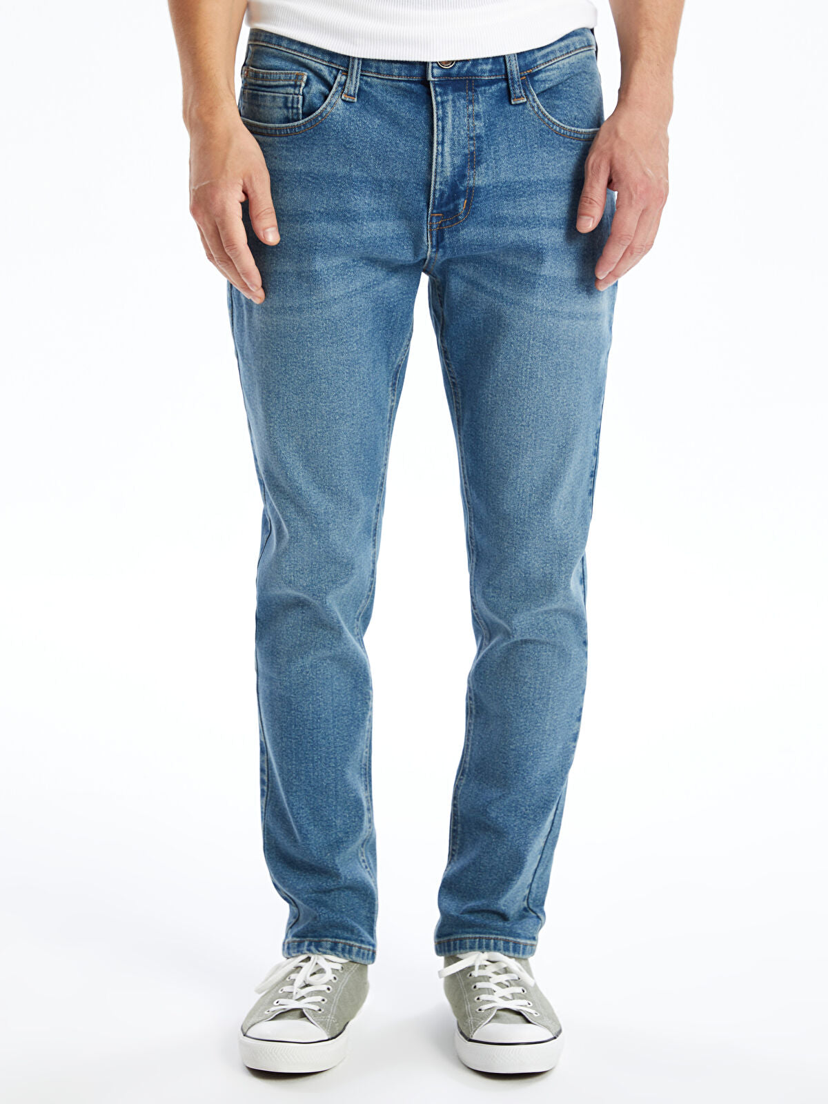 750 Slim Fit Men's Woven Jean Pantalon