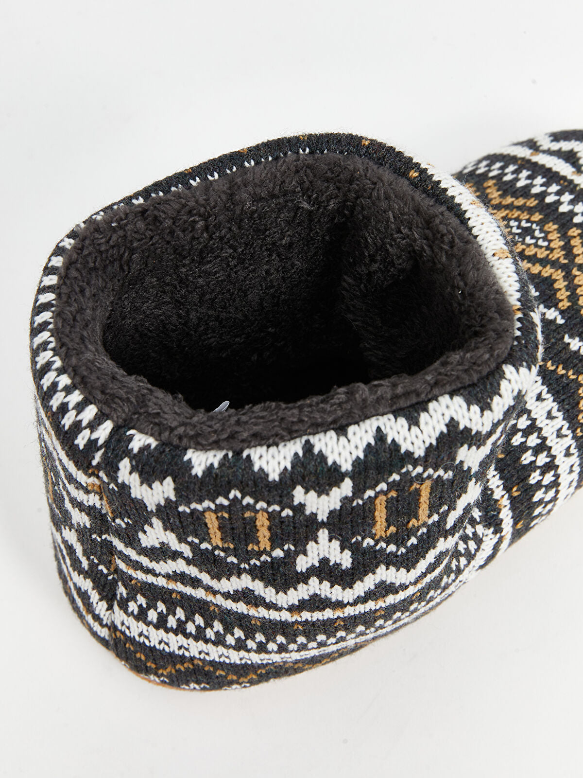 Buckle Men's Home Slipper