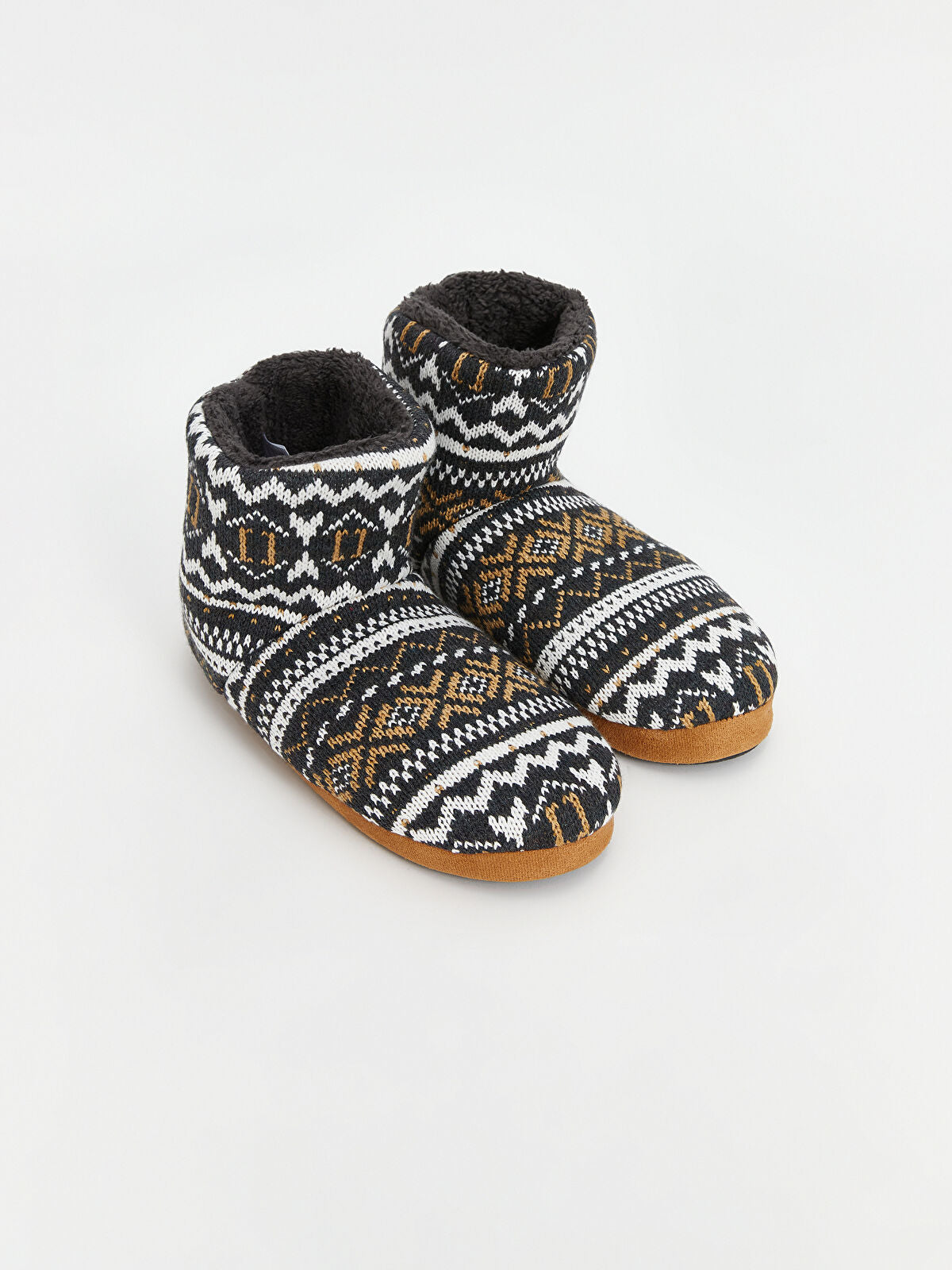 Buckle Men's Home Slipper