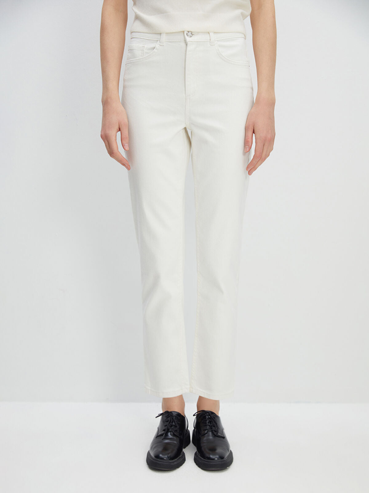 Straight Fit Women's Jean Pantalon