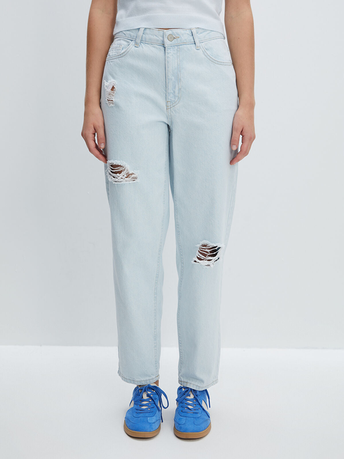 Boyfriend Ripped Detailed Women's Jeans Trouser