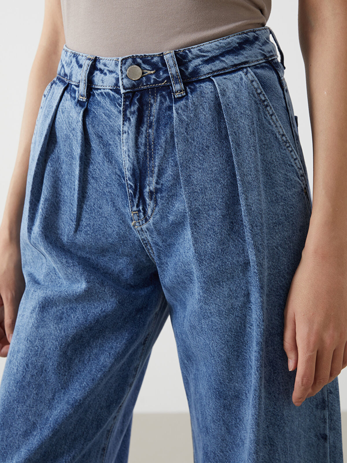 Wideleg Female Jean Pants