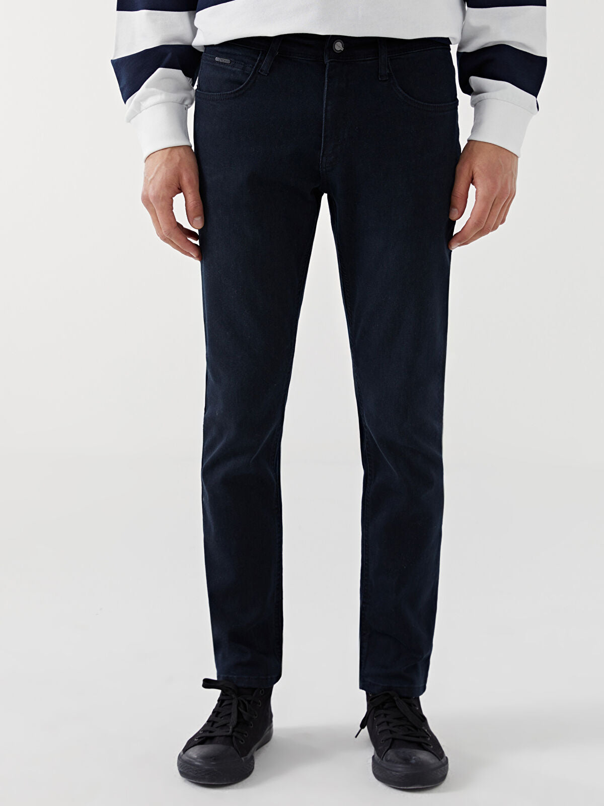 750 Slim Fit Men's Woven Jean Pantalon