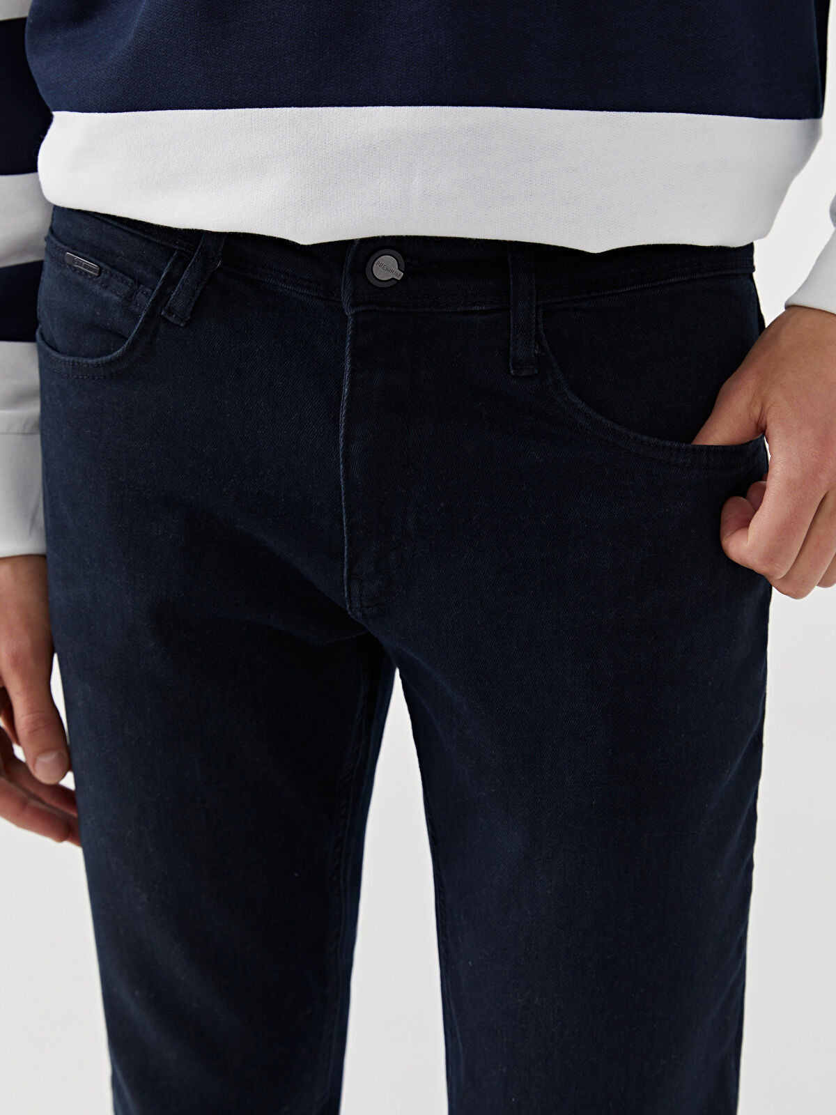 750 Slim Fit Men's Woven Jean Pantalon