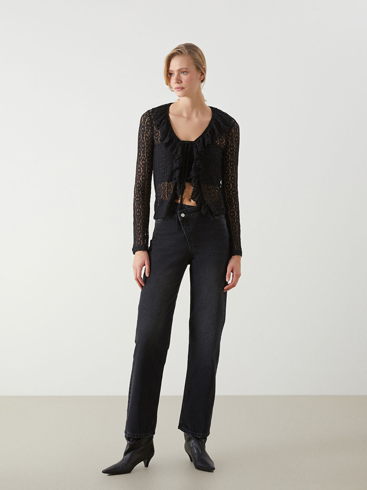 Straight Fit Women's Jeans Pants