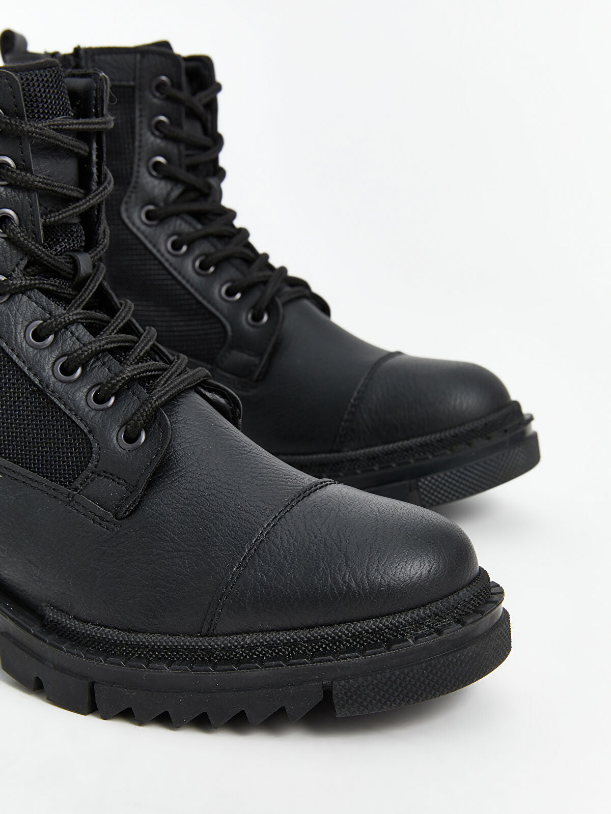 Leather-Look Men's Shoe