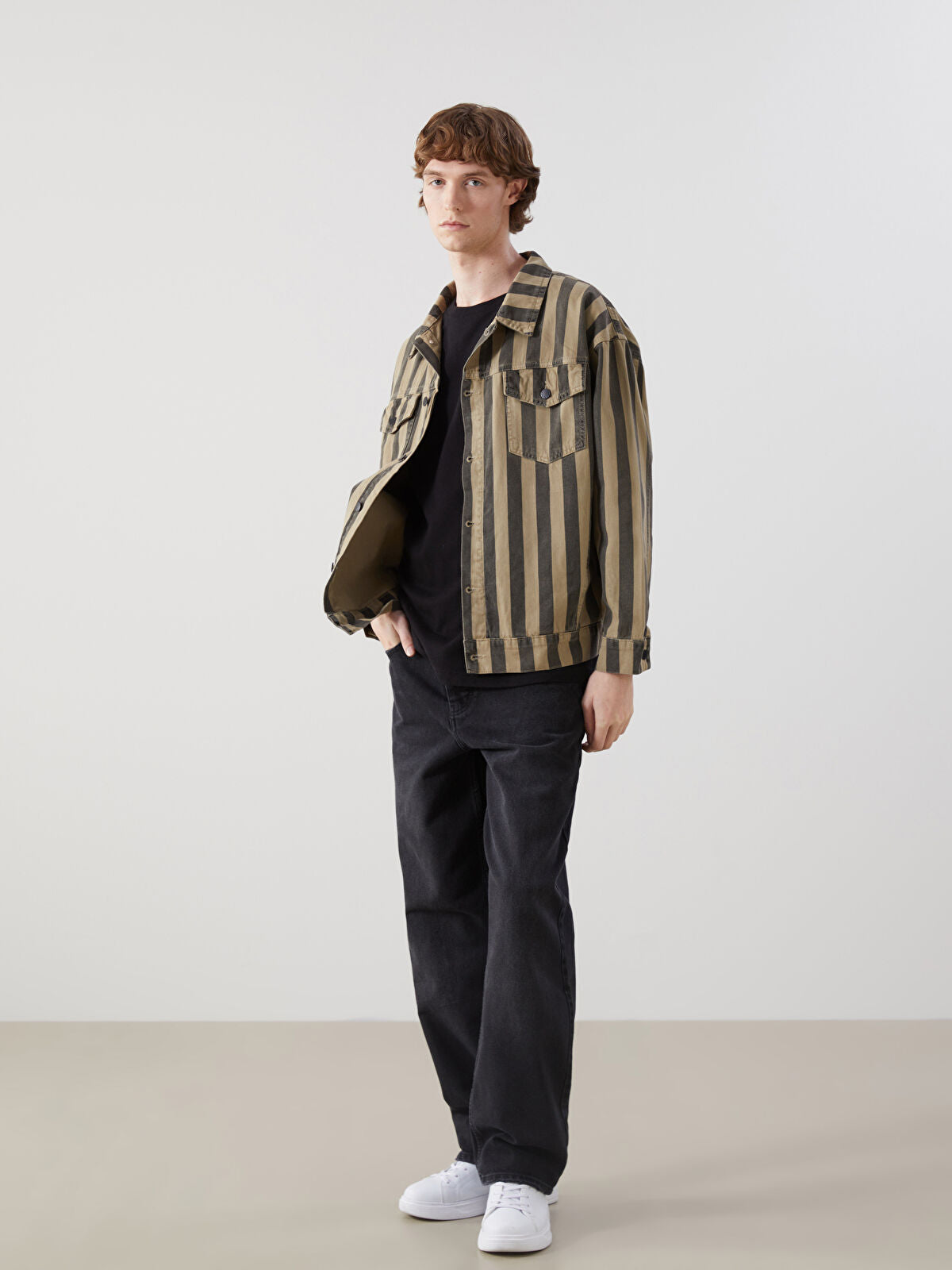 Comfortable Men's Jean Jacket