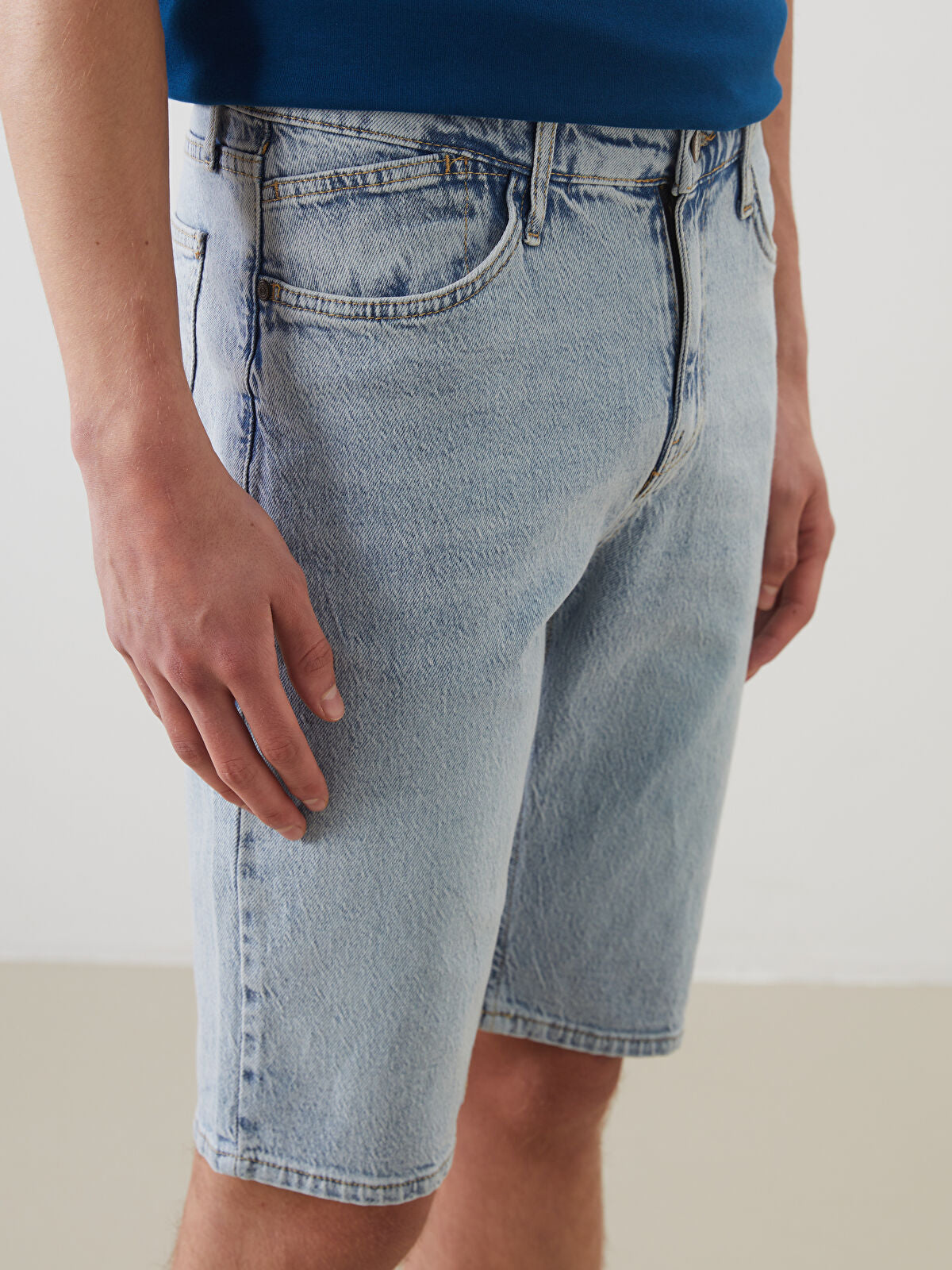 Standard Fit Men's Jeans Shorts