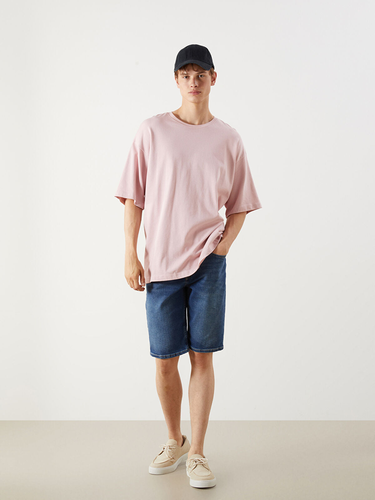 Standard Fit Men's Jeans Shorts