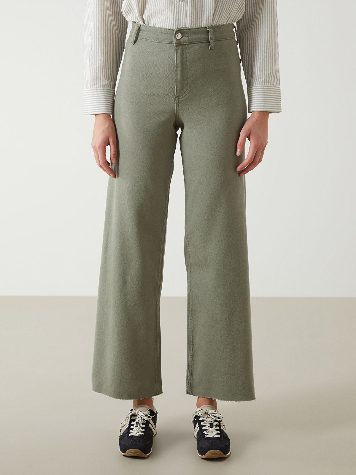Wideleg Female Jean Pants