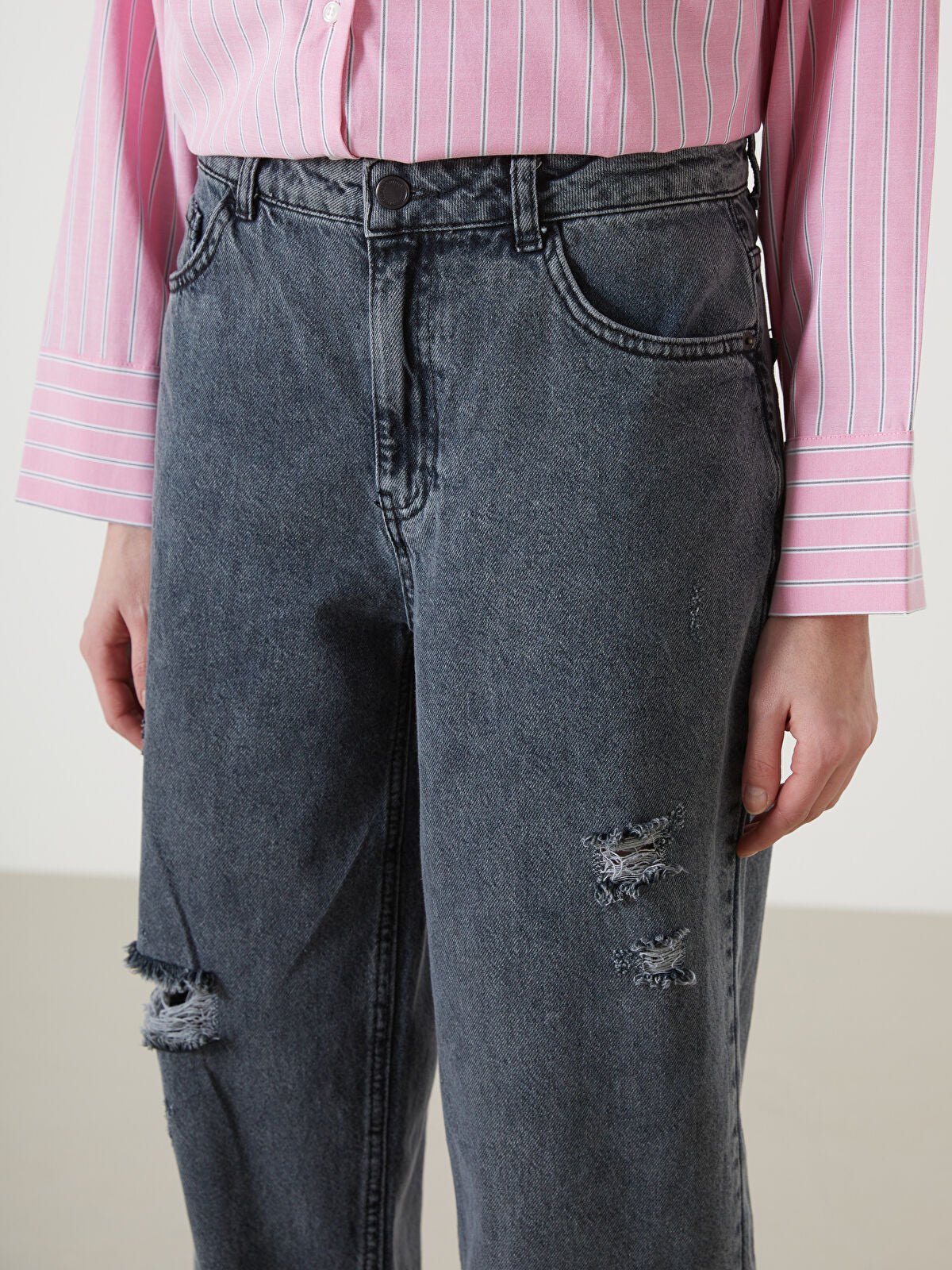Boyfriend Ripped Detailed Women's Jeans Trouser