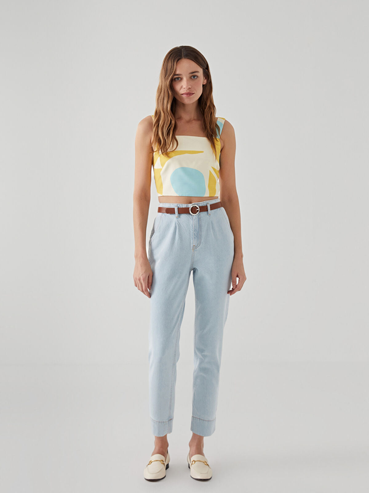 Belted Mom Fit Women's Jeans Pants