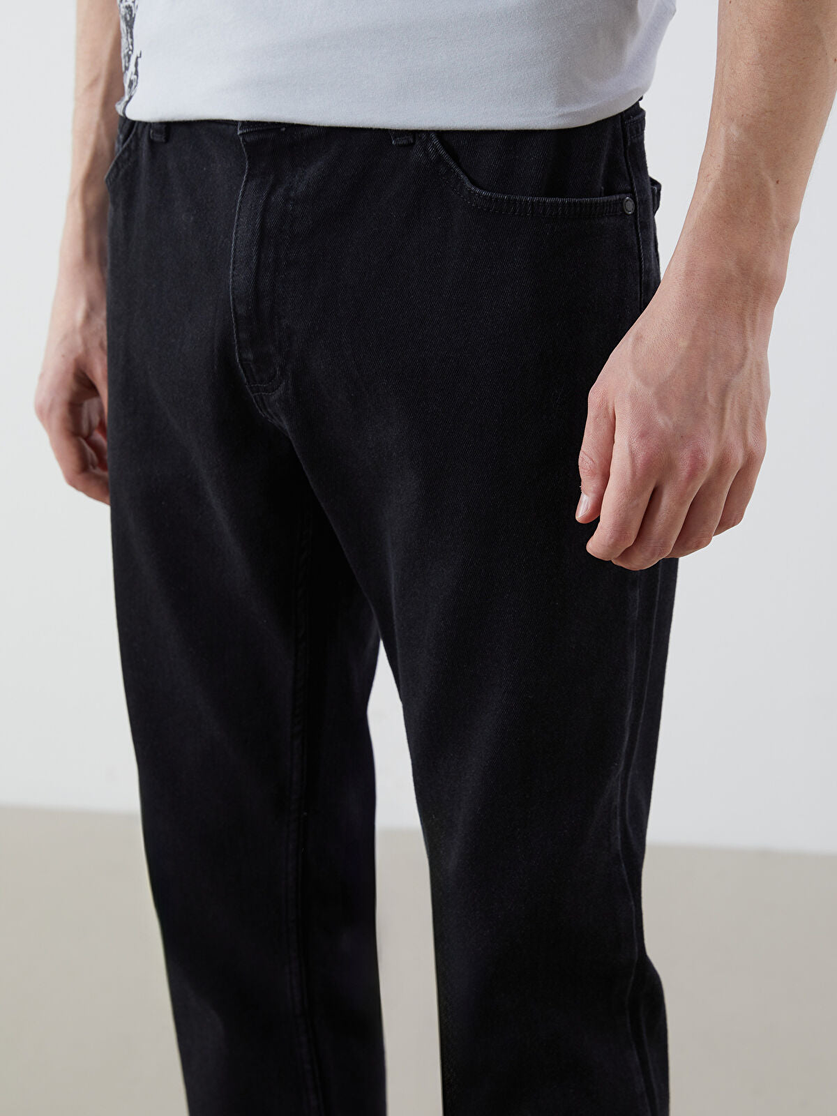 750 Slim Fit Men's Woven Jean Pantalon