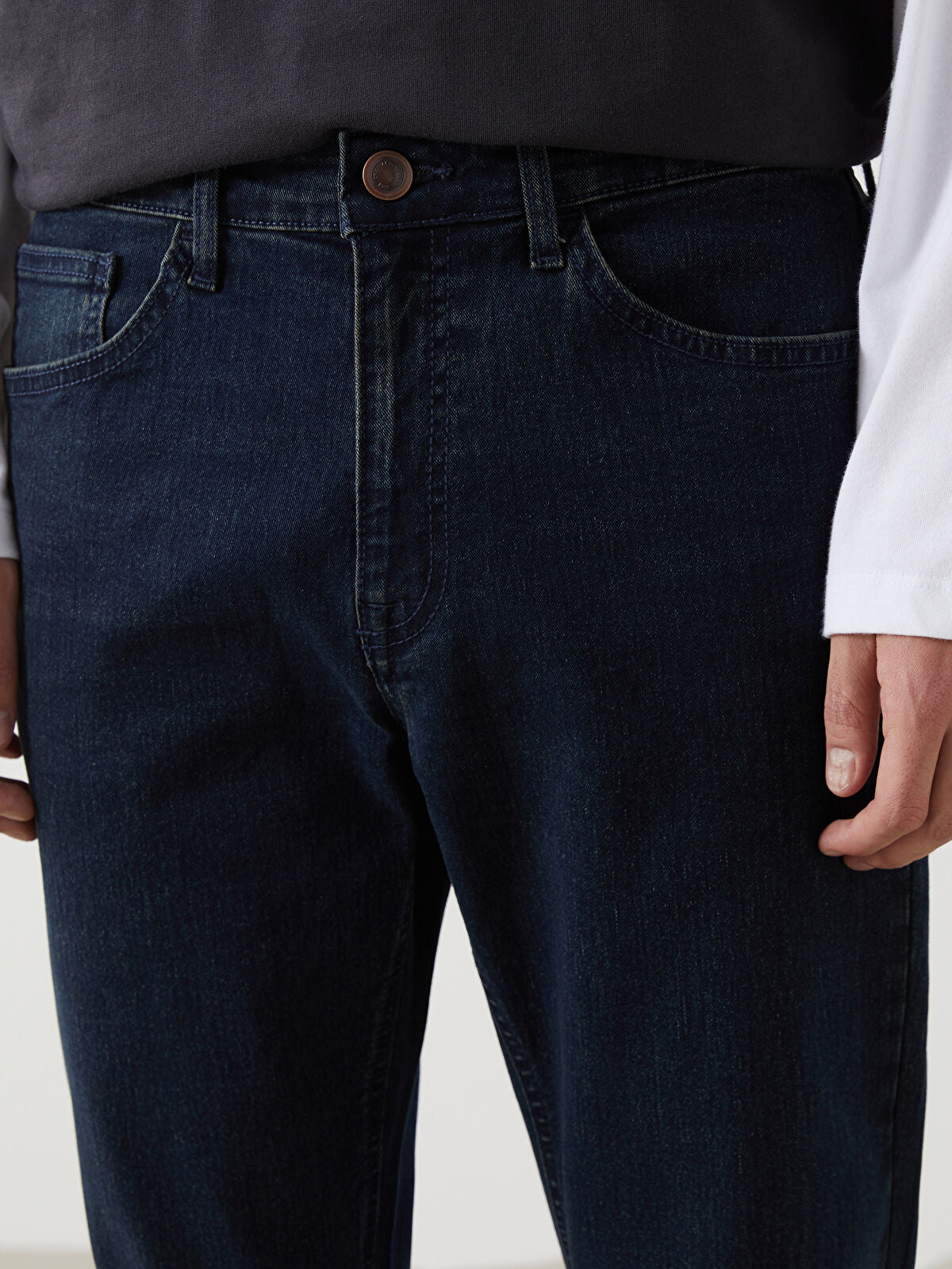 750 Slim Fit Men's Woven Jean Pantalon