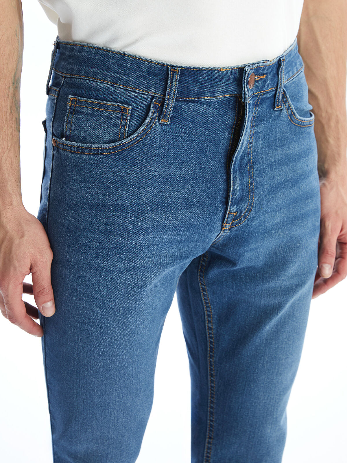 750 Slim Fit Men's Woven Jean Pantalon