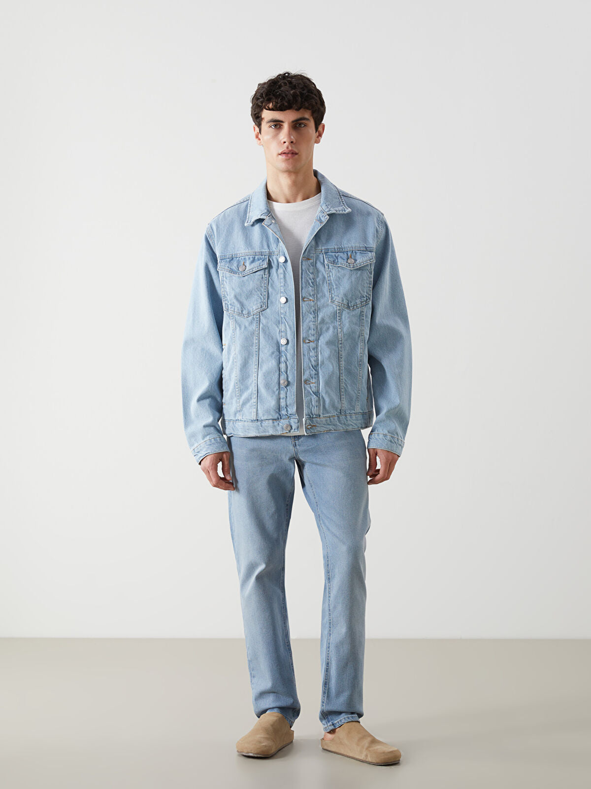 Comfortable Men's Jean Jacket