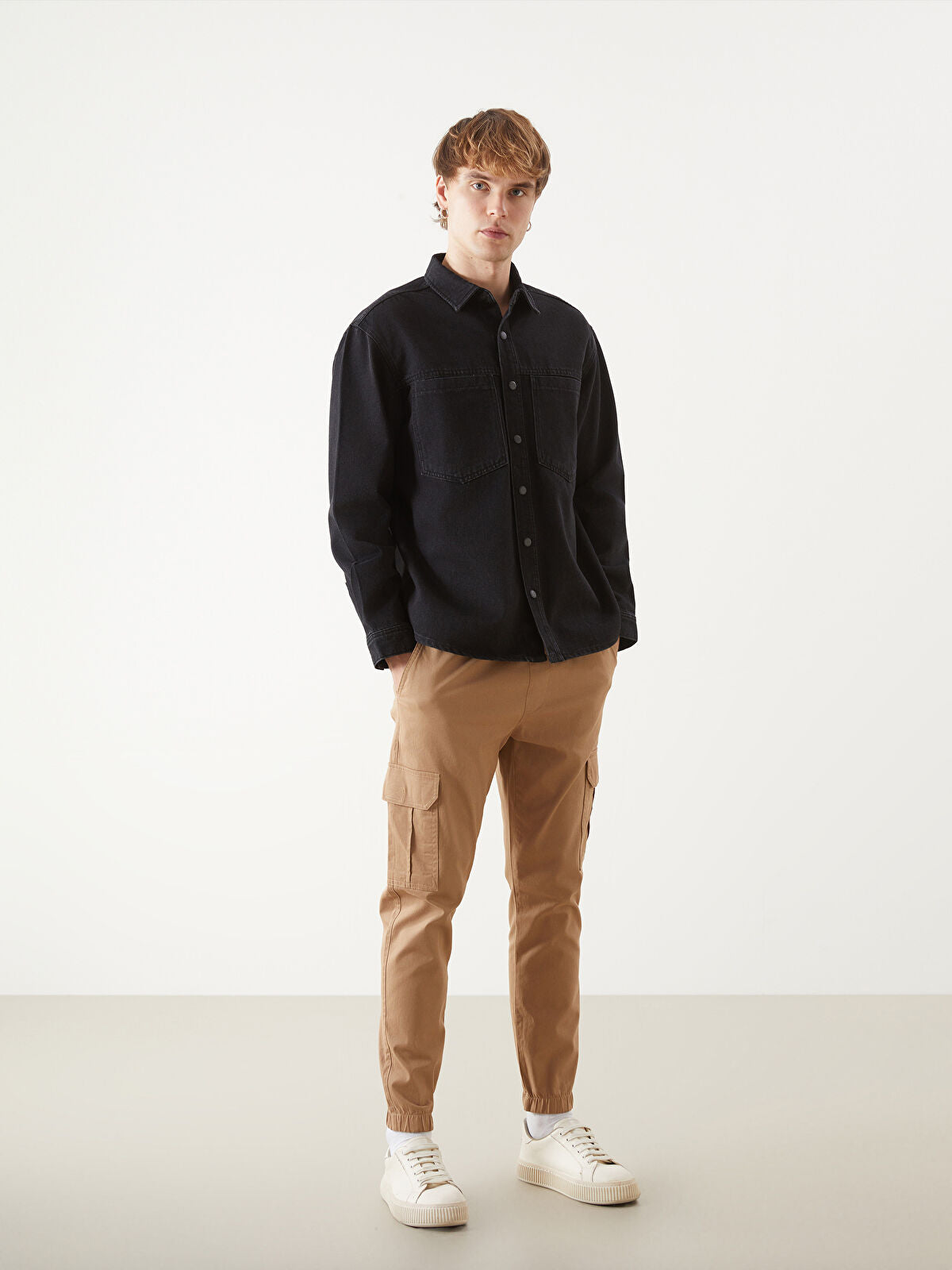 Comfortable Long-Sleeve Men's Jean Dress Shirt