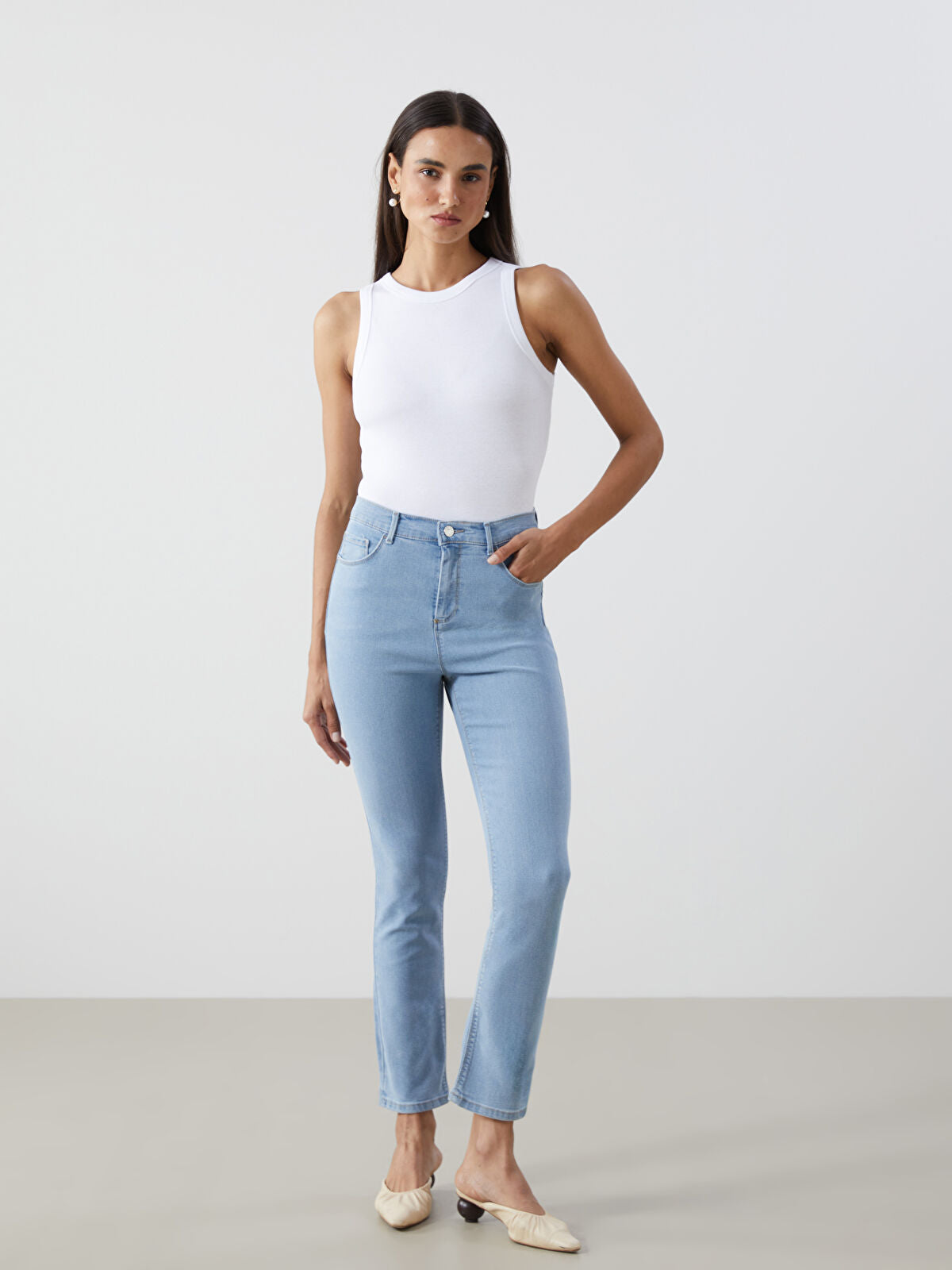 Straight Fit Women's Jean Pantalon