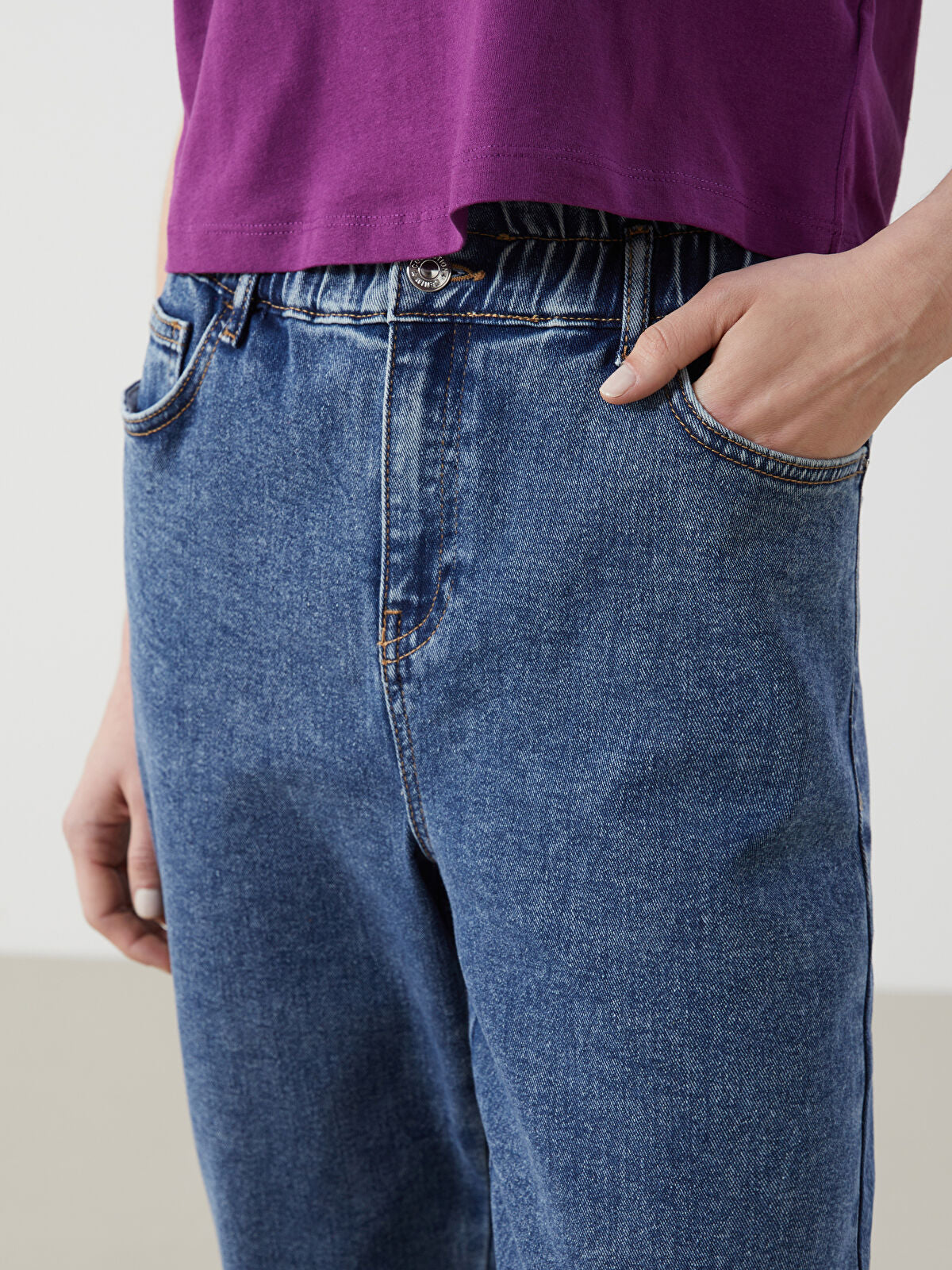 Elastic Waist Slim Mom Women's Jeans Pants