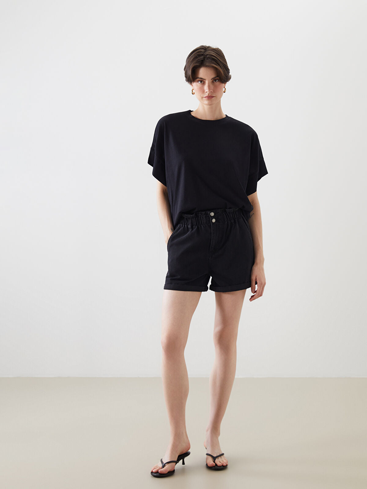 Elastic Waist Slouchy Fit Women's Jean Shorts