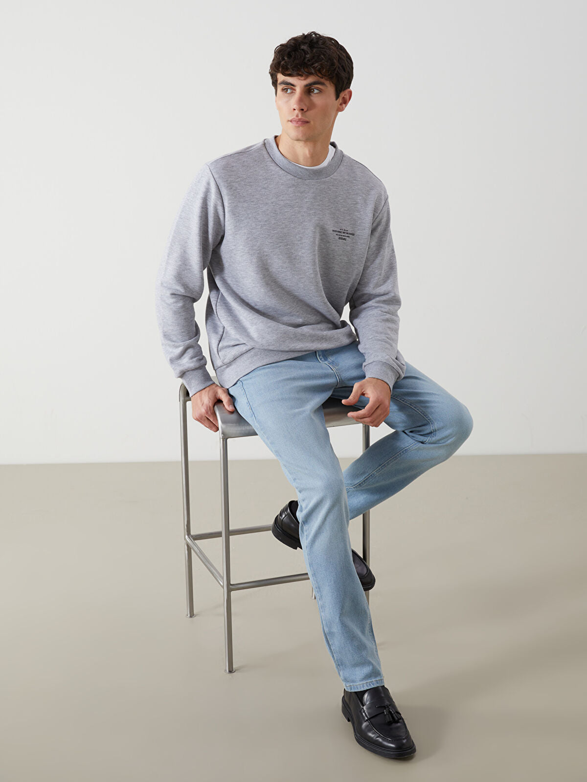 750 Slim Fit Men's Woven Jean Pantalon