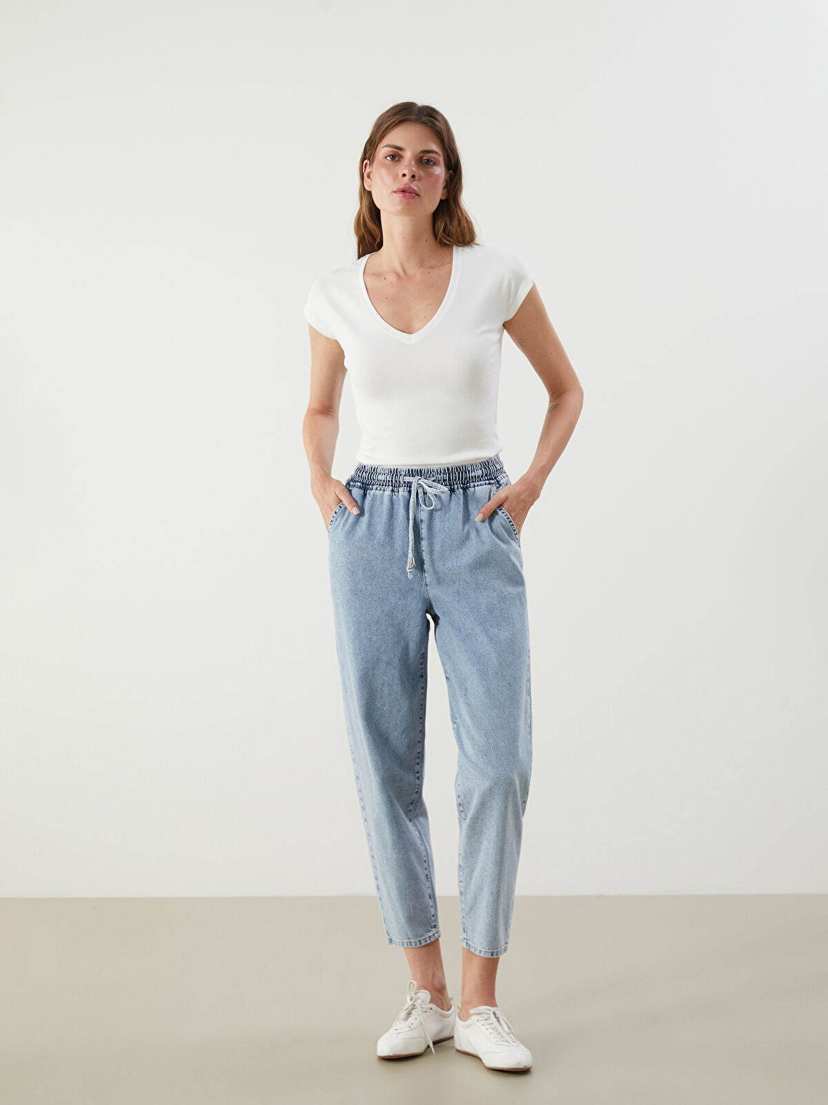 Waist Elastic Balloon Fit Women's Jeans Pants