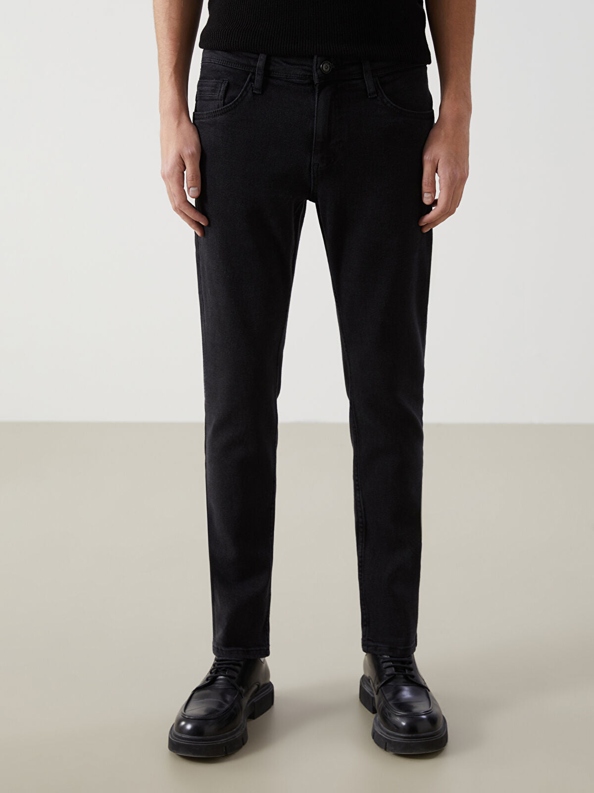 750 Slim Fit Men's Woven Jean Pantalon