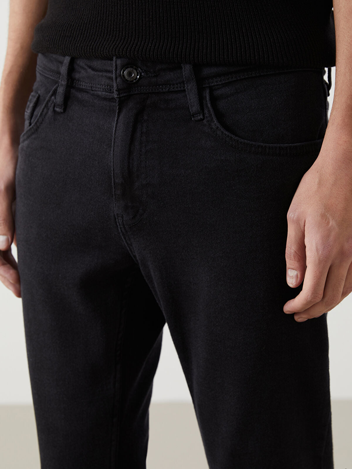 750 Slim Fit Men's Woven Jean Pantalon