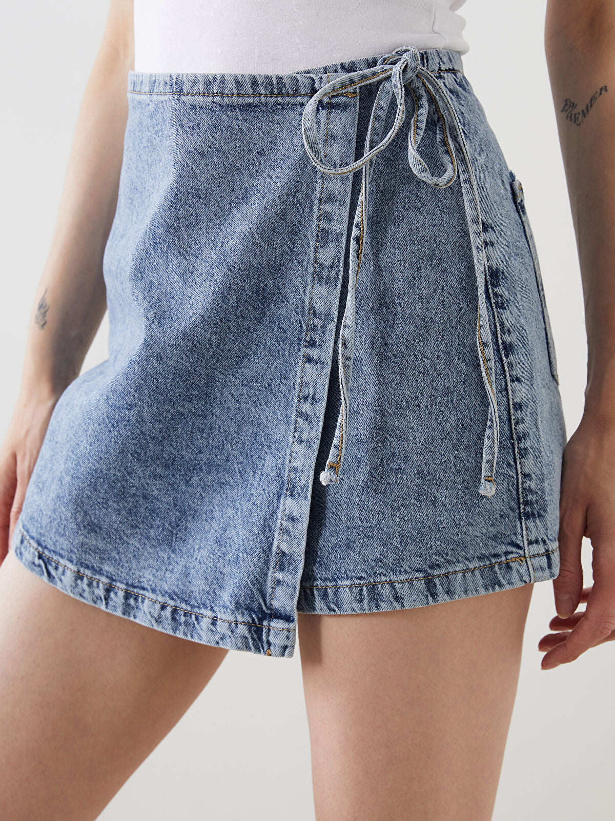 Standard Fit Women's Jeans Short Skirt