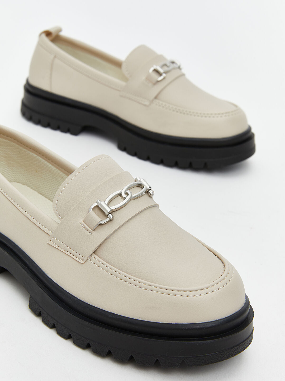 Metal Toe Detailed Girl Child Loafer