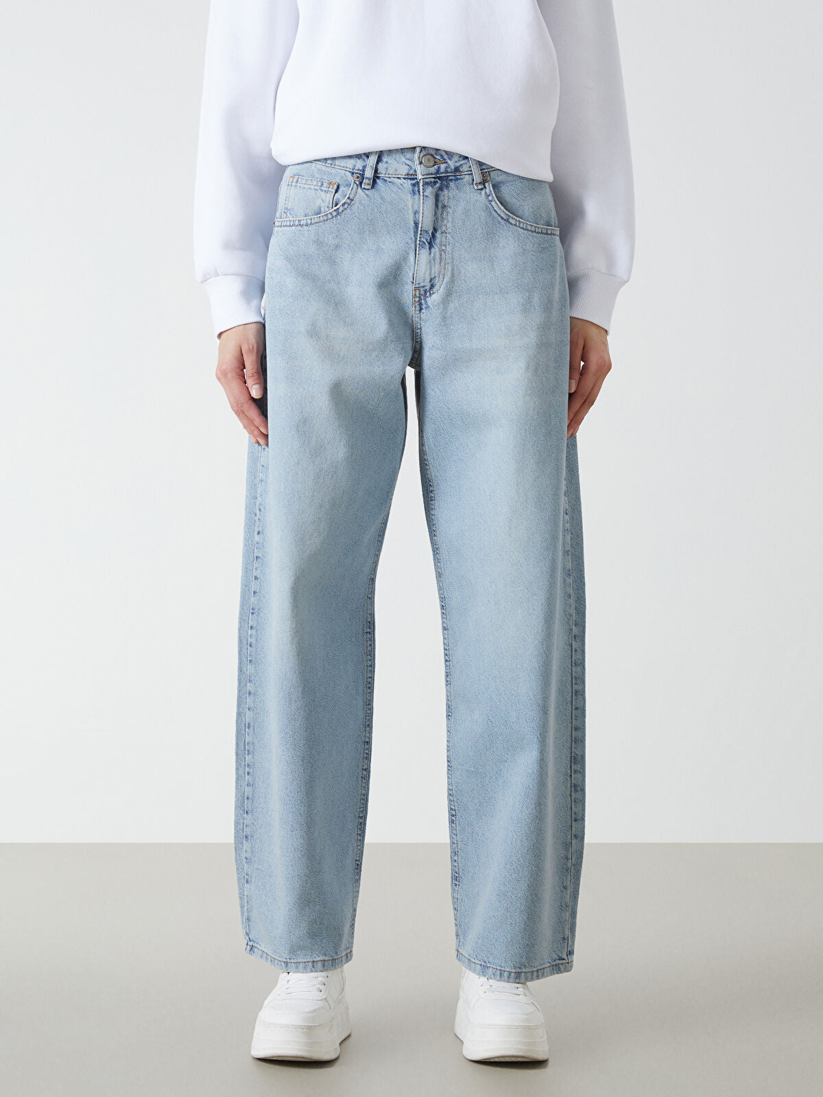 Barrel Fit Women's Denim Pantalon