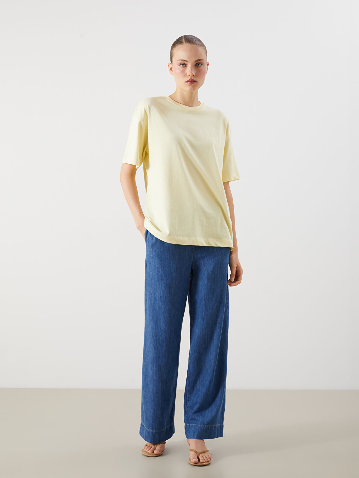 Elastic Waist Women's Wide-leg Jeans Pants