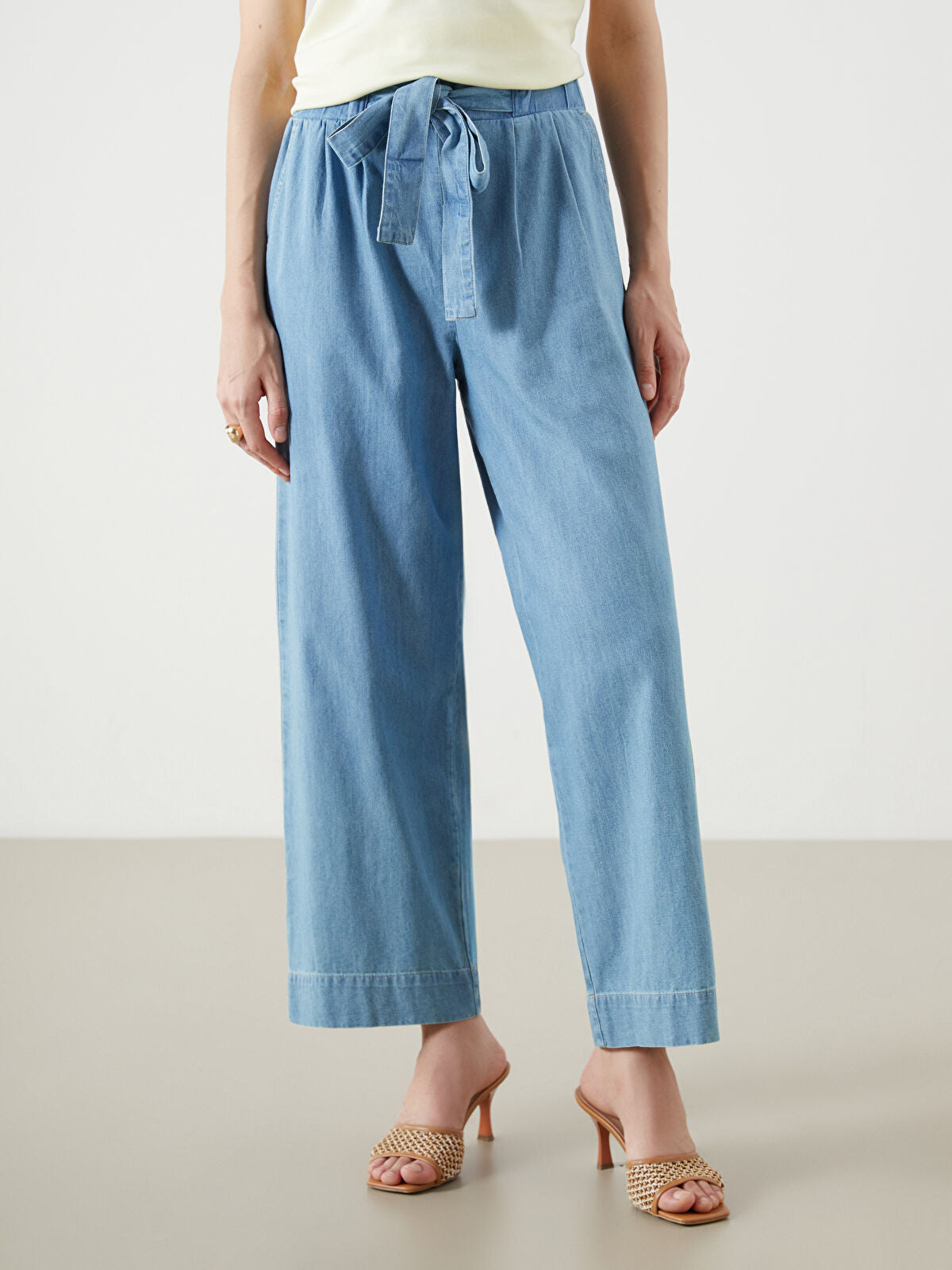 Elastic Waist Straight Fit Women's Jean Pants