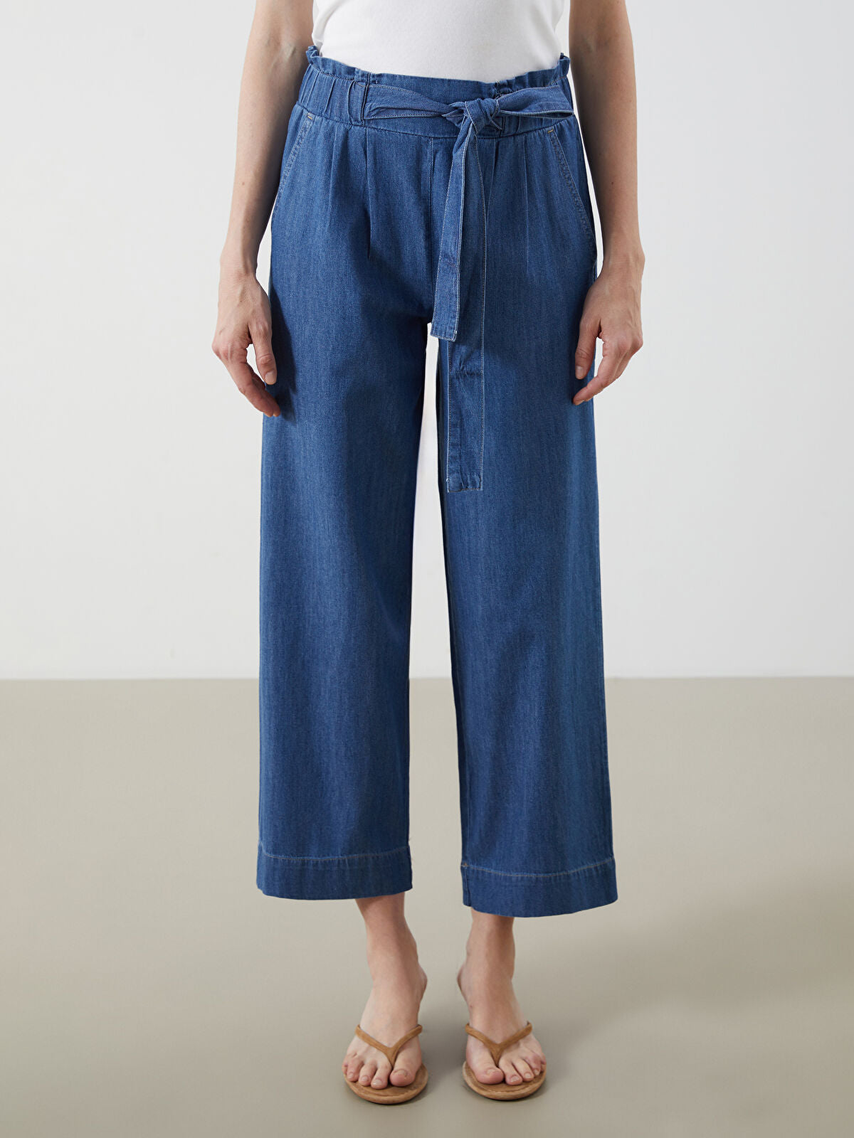 Elastic Waist Straight Fit Women's Jean Pants