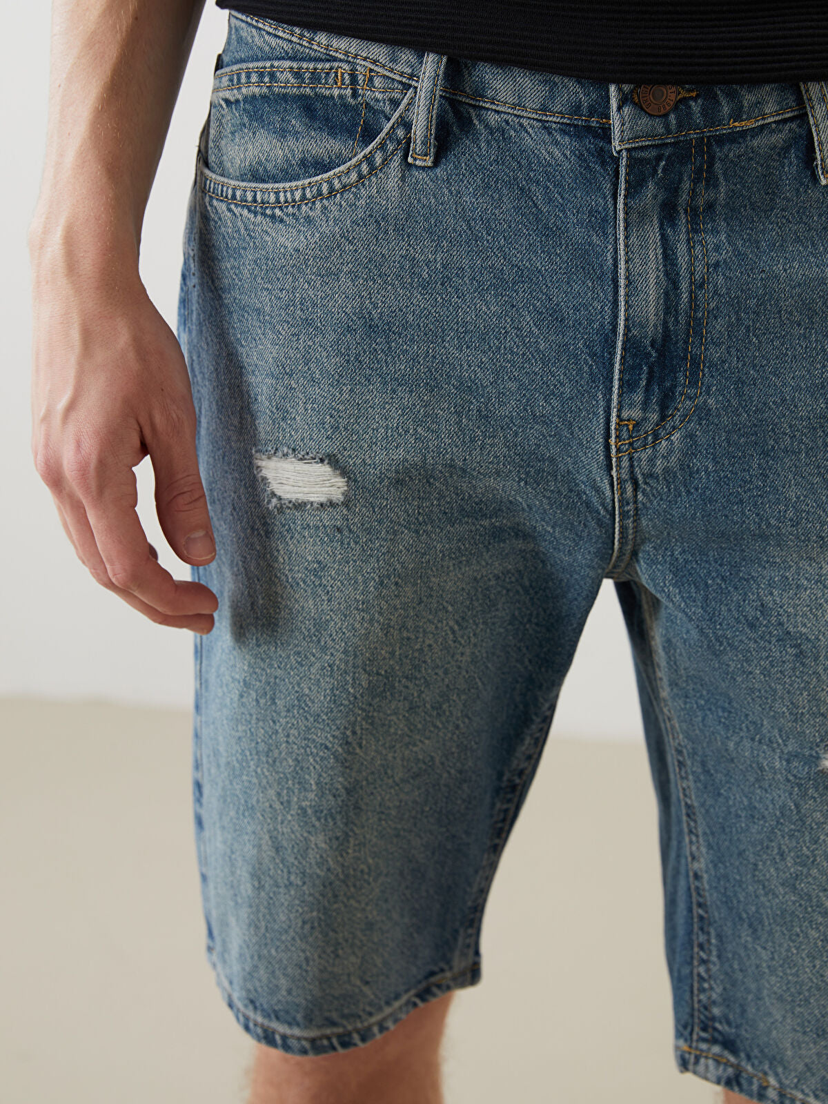 Standard Fit Men's Jeans Shorts